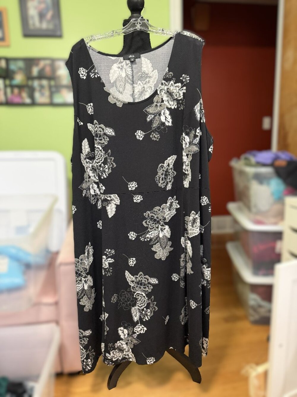 Stretch Jersey Knit Sleeveless Scoop Neck Midi Fit and Flare Dress